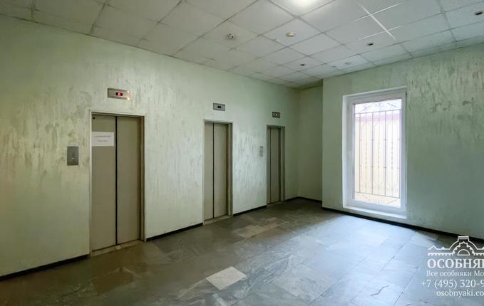 на Скаковой улице, 9, площадь 7889 м