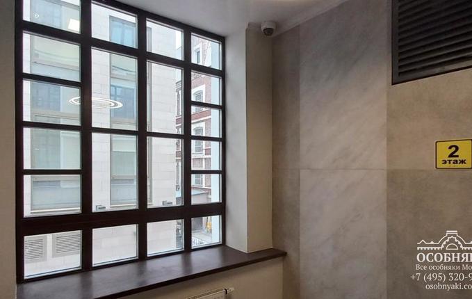 на 2-й Брестской, 19/18, площадь 6330 м