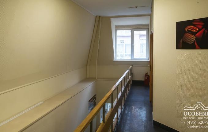 на Электрозаводской, 20, площадь 1144 м