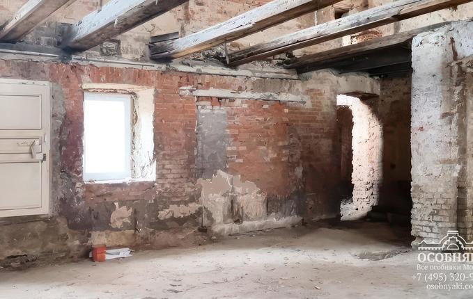 в 1-м Щемиловском переулке, 19, площадь 375 м