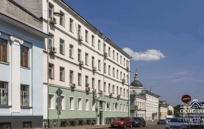 на Александра Солженицына, 31с1, площадь 1266 м