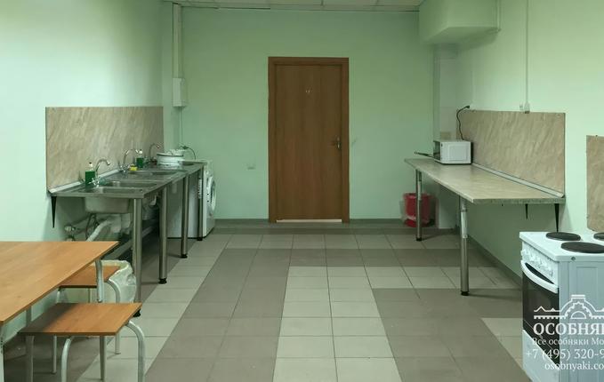 на улице Толбухина, 13с6, площадь 1179 м