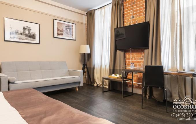 на улице Девятая Рота, 16, площадь 1172 м