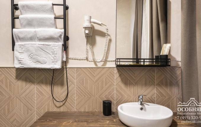 на улице Девятая Рота, 16, площадь 1172 м