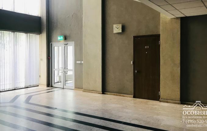 в Озерковском переулке, 12, площадь 2214 м