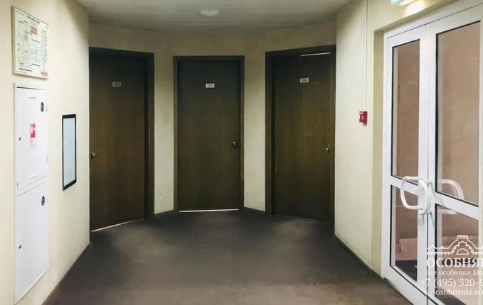 в Озерковском переулке, 12, площадь 2214 м