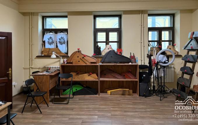 на улице Достоевского, 19, площадь 850 м