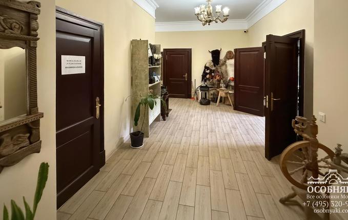 на улице Достоевского, 19, площадь 850 м