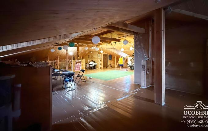 на улице Достоевского, 19, площадь 850 м