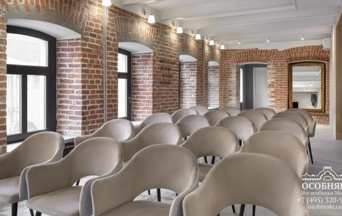 в Столешниковом переулке, 6, площадь 2217 м