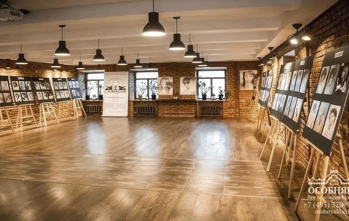 в Столешниковом переулке, 6, площадь 2217 м