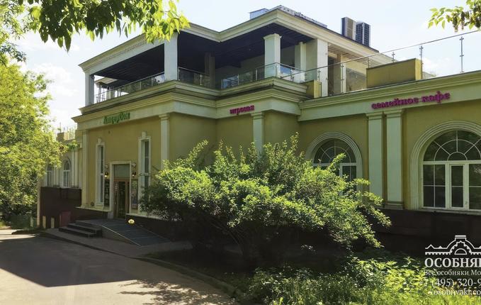 на улице Шкулева, 2А, площадь 1500 м