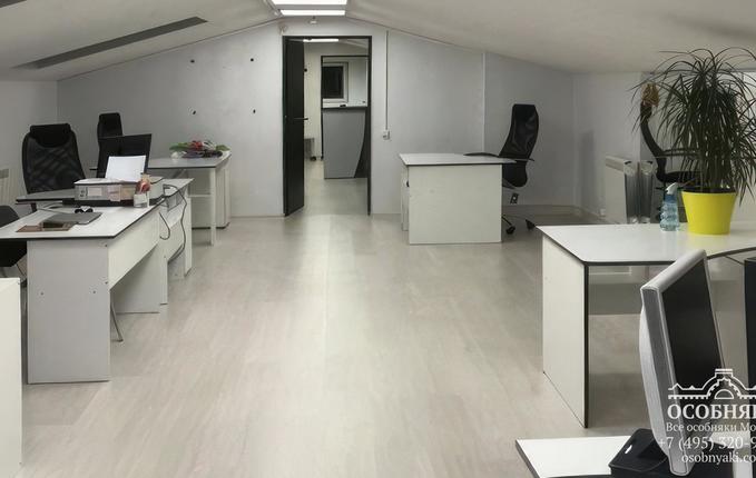 на Краснобогатырской, 90, площадь 1090 м