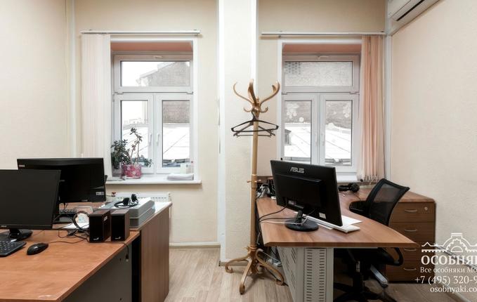 на Верхней Радищевской, 6, площадь 599 м