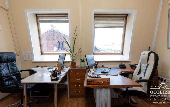 на Верхней Радищевской, 6, площадь 599 м