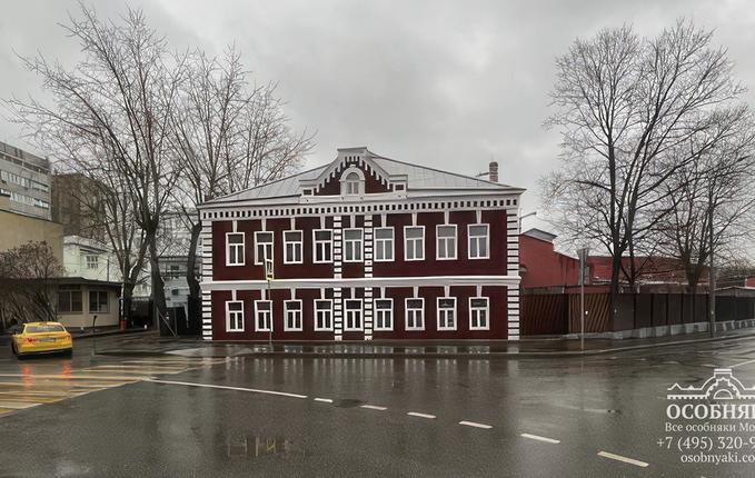 в 1-м Щипковском переулке, 16, площадь 950 м