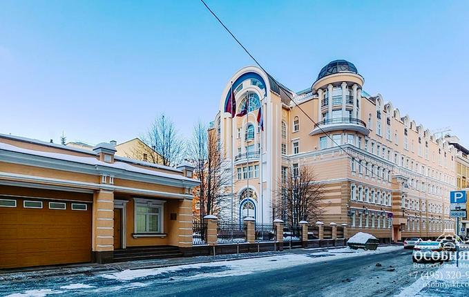 в Малом Головином переулке, 3с1, площадь 6314 м