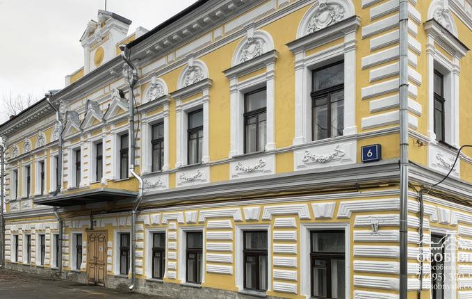 на площади Журавлева, 4-6, площадь 1828 м