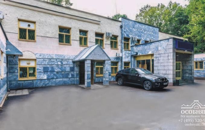 на улице Коновалова, 14, площадь 761 м