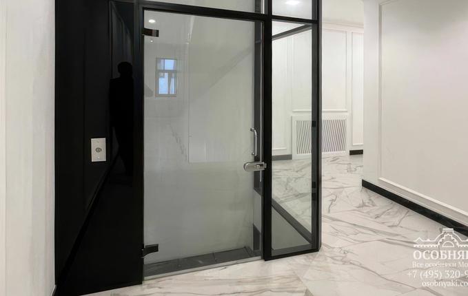 в Большом Черкасском переулке, 13, площадь 381 м