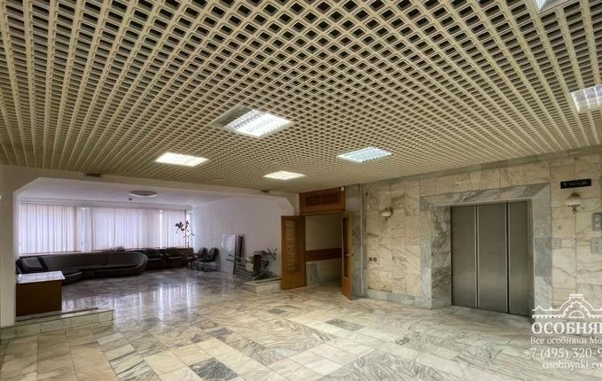 на Городской улице, 8, площадь 9455 м