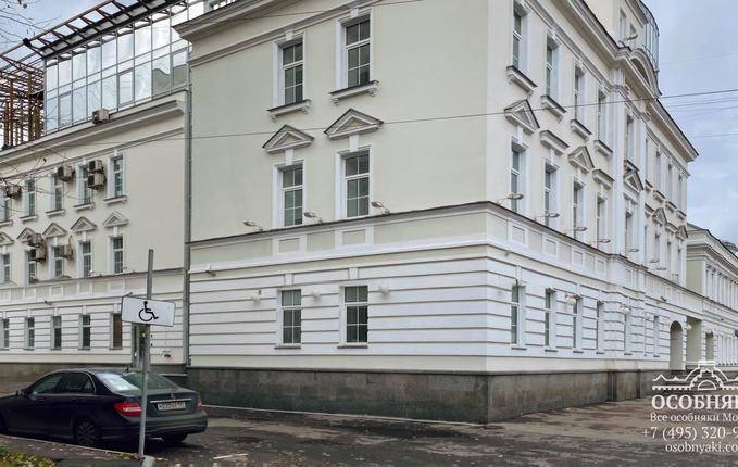 на Каланчёвской улице, 49, площадь 3920 м