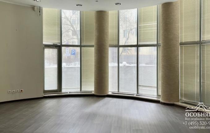 на Каланчёвской улице, 49, площадь 3920 м