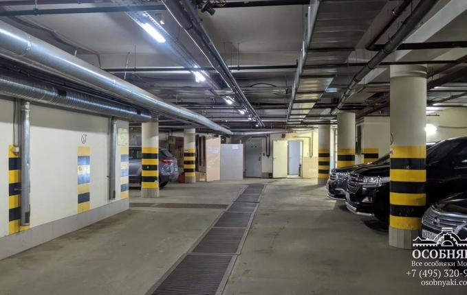 на Каланчёвской улице, 49, площадь 3920 м