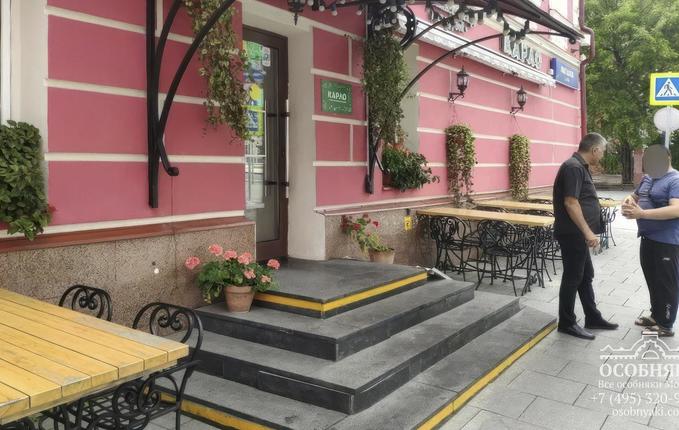 на Верхней Радищевской улице, 19/3, площадь 1018 м