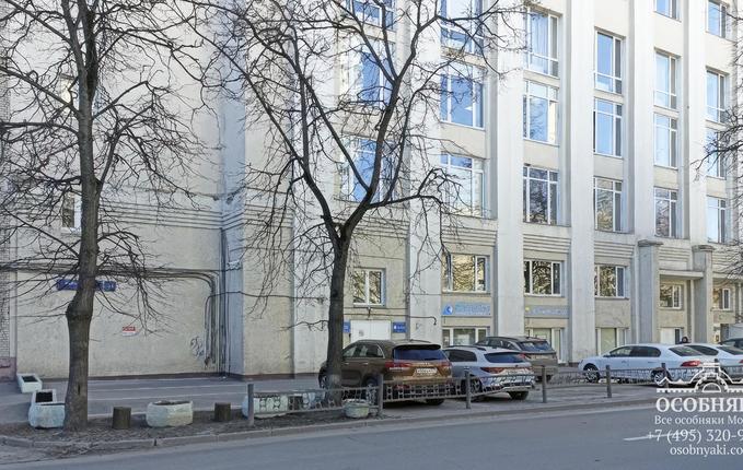 на улице Ибрагимова, 31, площадь 6596 м