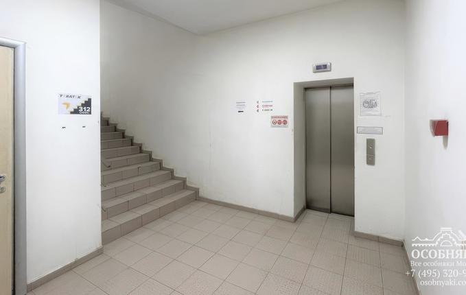 на улице Ибрагимова, 31, площадь 6596 м