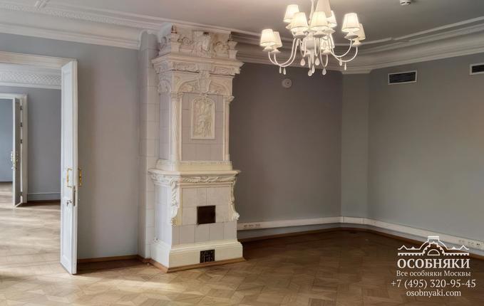 в Турчаниновом переулке, 6, площадь 457 м
