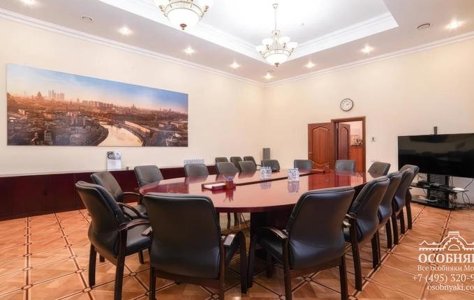 в Большом Саввинском переулке, 12с4, площадь 1007 м