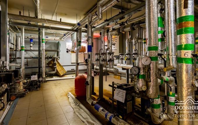 на улице Воронцово Поле, 12, площадь 1337 м