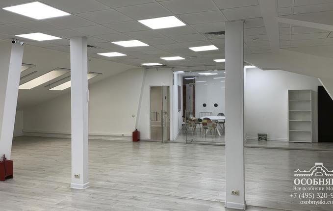 на Большой Тульской улице, 44, площадь 2786 м