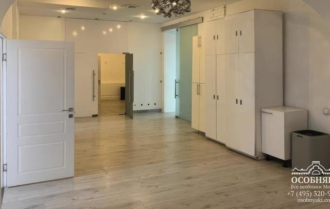 на Большой Тульской улице, 44, площадь 2786 м