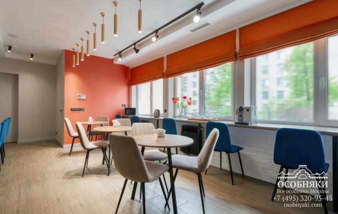 в Хомутовском тупике, 5, площадь 1066 м