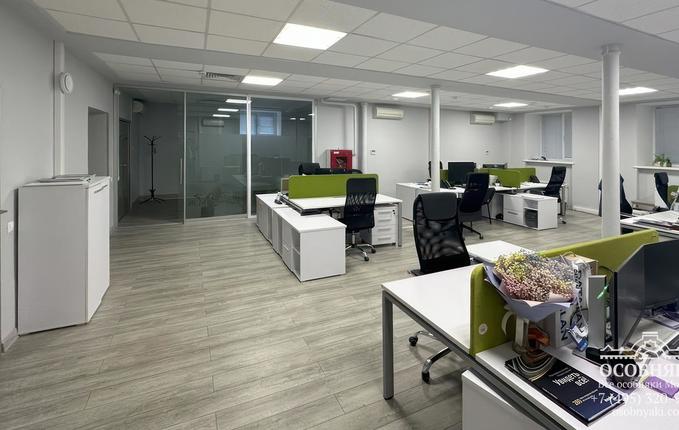 на Долгоруковской улице, 40с5, площадь 1248 м