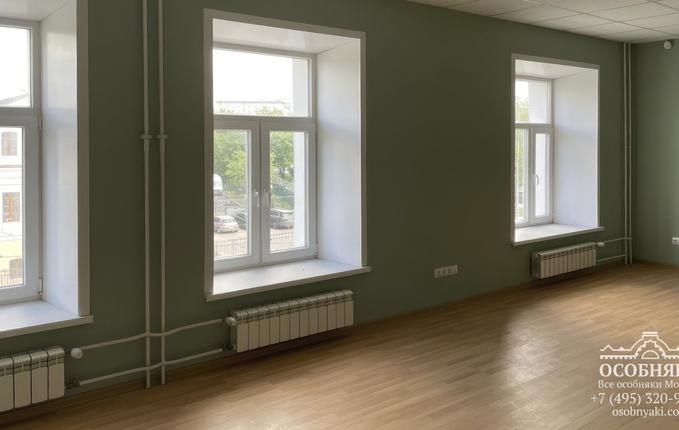 на Кожевнической улице,26, площадь 1176 м