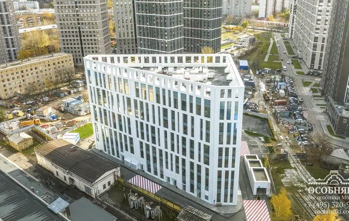 на улице Ротмистрова, 10, площадь 11894 м