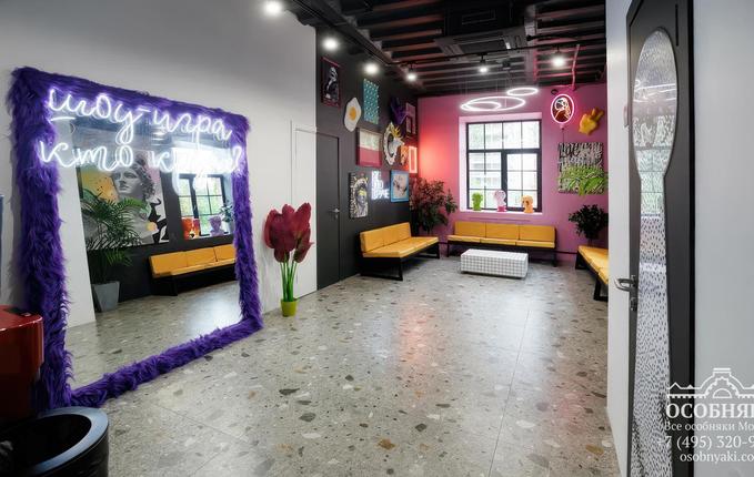 на Бакунинской улице,72, площадь 1953 м