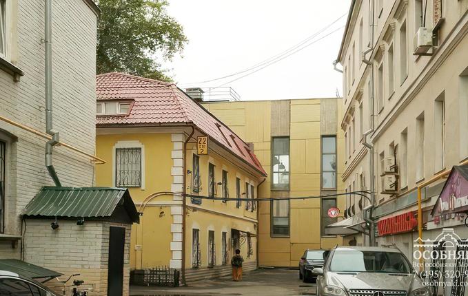 на Пятницкой улице, 22, площадь 323 м
