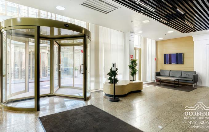 в Подкопаевском переулке, 4, площадь 2604 м