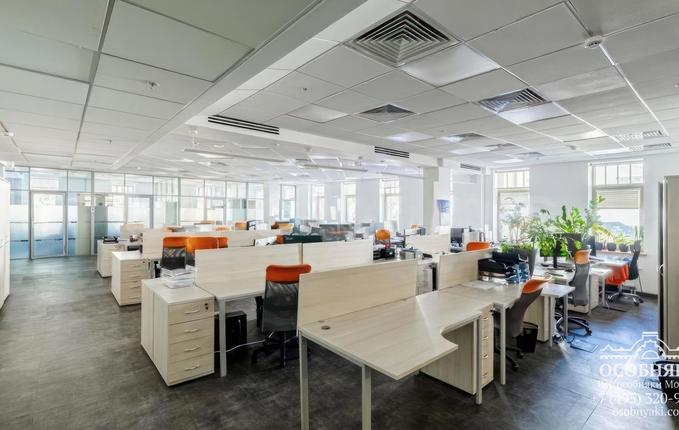 в Подкопаевском переулке, 4, площадь 2604 м