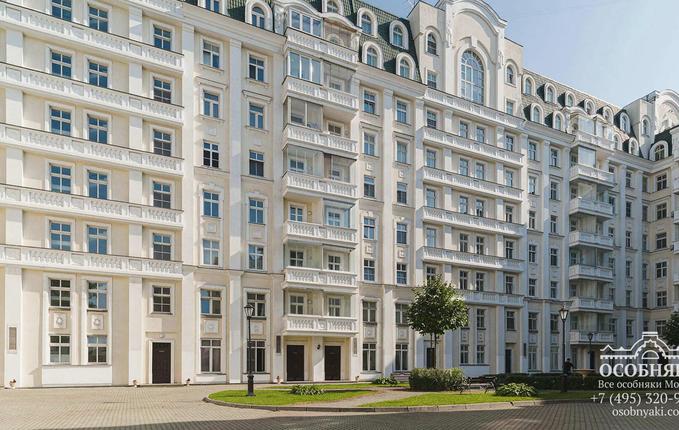 на улице Остоженка, 25, площадь 1843 м