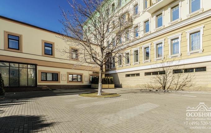 в Подкопаевском переулке, 4с6, площадь 203 м