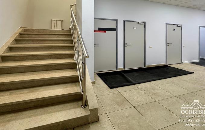 в Подкопаевском переулке, 4с6, площадь 203 м