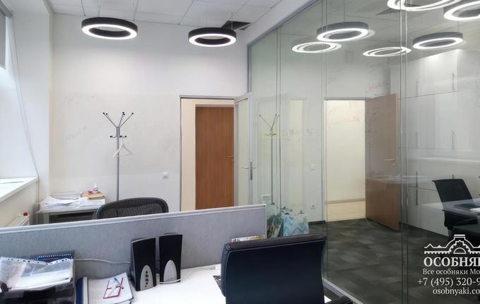 на Анненской улице, 17, площадь 1422 м