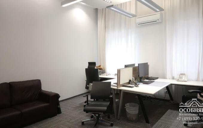 на Анненской улице, 17, площадь 1422 м