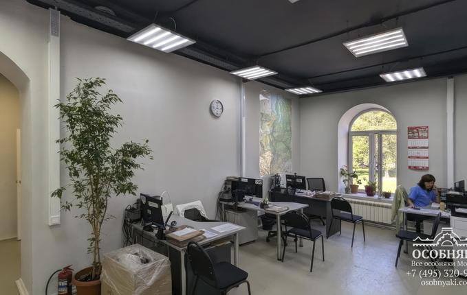 на 3-й Магистральной улице, 26, площадь 426 м